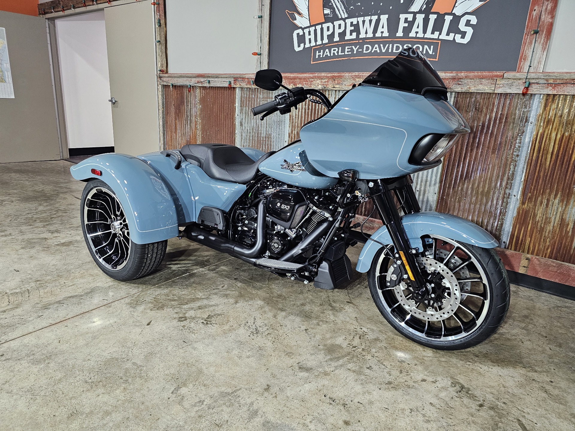 2024 Harley-Davidson Road Glide® 3 in Chippewa Falls, Wisconsin - Photo 4