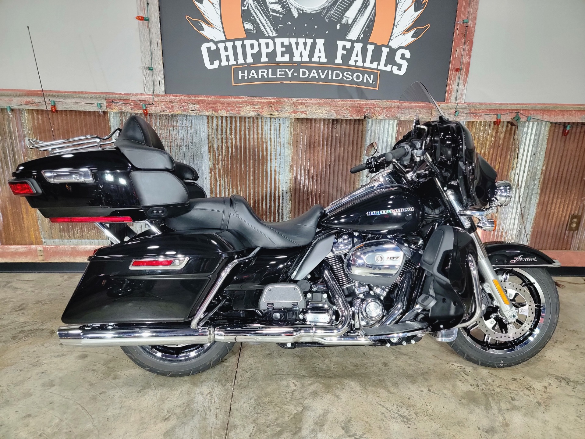 2018 Harley-Davidson Ultra Limited in Chippewa Falls, Wisconsin - Photo 1
