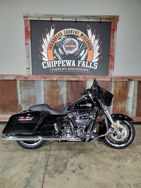 2023 Harley-Davidson Street Glide® in Chippewa Falls, Wisconsin - Photo 2