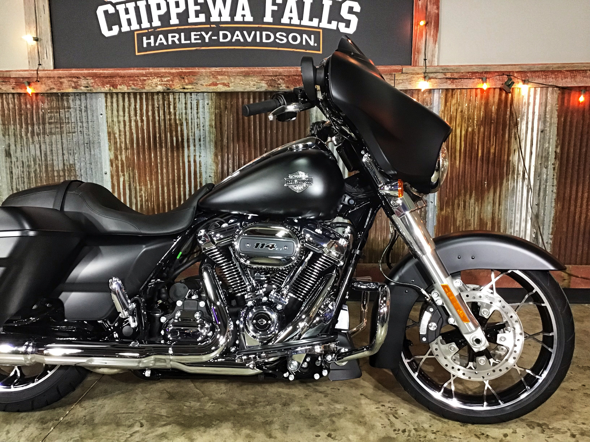 2022 Harley-Davidson Street Glide® Special in Chippewa Falls, Wisconsin - Photo 4