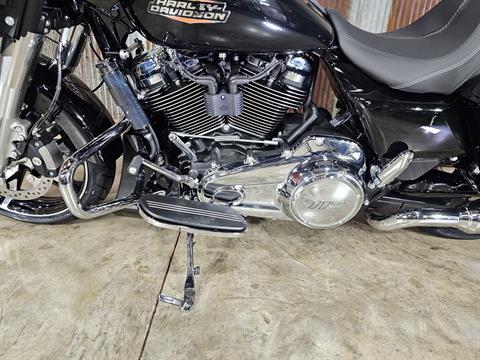 2024 Harley-Davidson Street Glide® in Chippewa Falls, Wisconsin - Photo 15