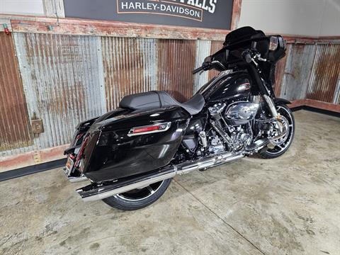 2024 Harley-Davidson Street Glide® in Chippewa Falls, Wisconsin - Photo 10