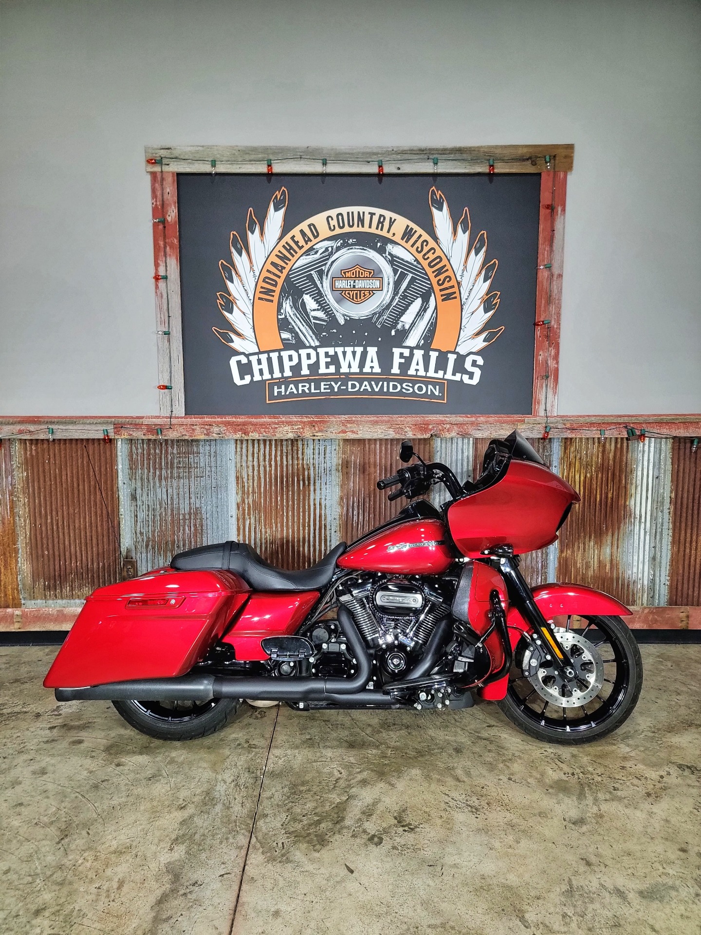 2018 Harley-Davidson Road Glide® Special in Chippewa Falls, Wisconsin - Photo 2