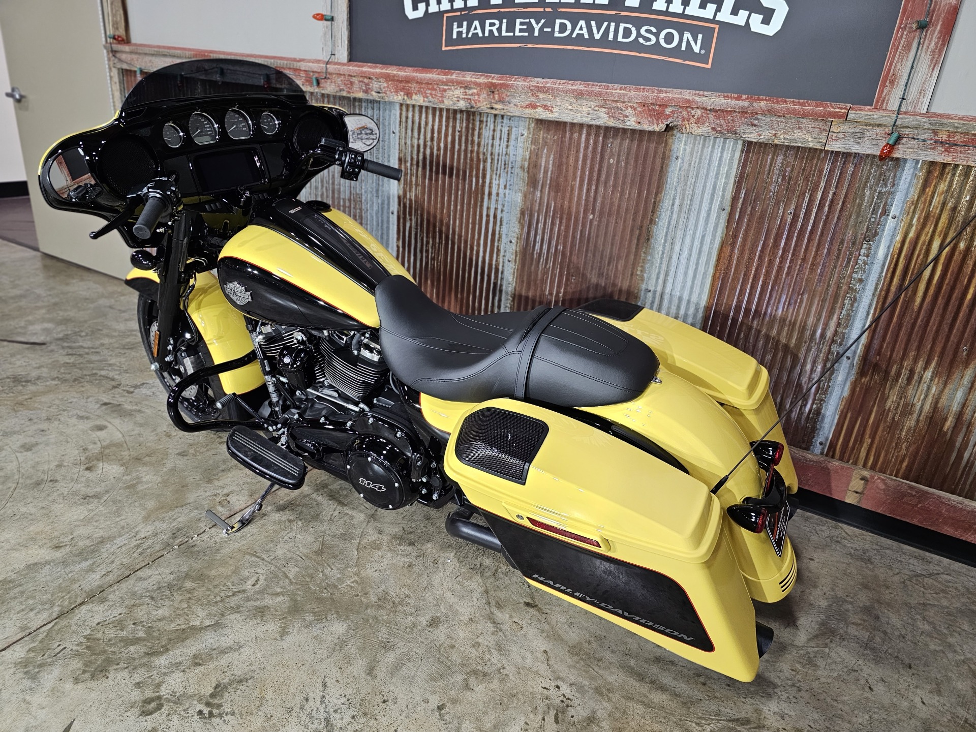 2023 Harley-Davidson Street Glide® Special in Chippewa Falls, Wisconsin - Photo 14