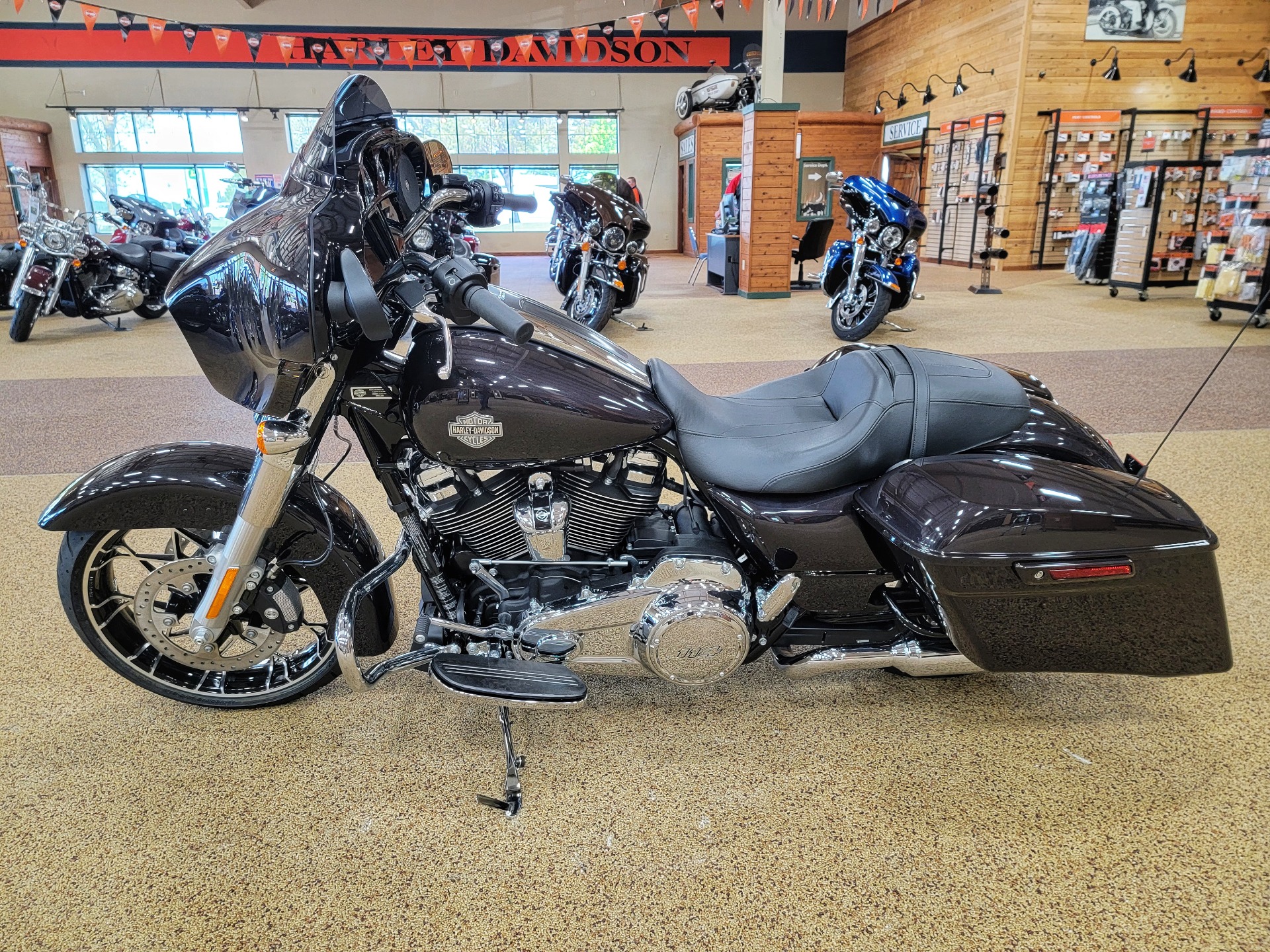 2021 Harley-Davidson Street Glide® Special in Sauk Rapids, Minnesota - Photo 12