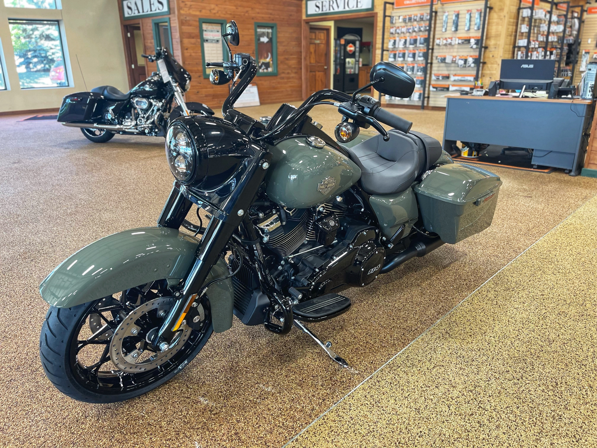 New 2021 Harley Davidson Road King Special Deadwood Green Motorcycles In Sauk Rapids Mn 651371