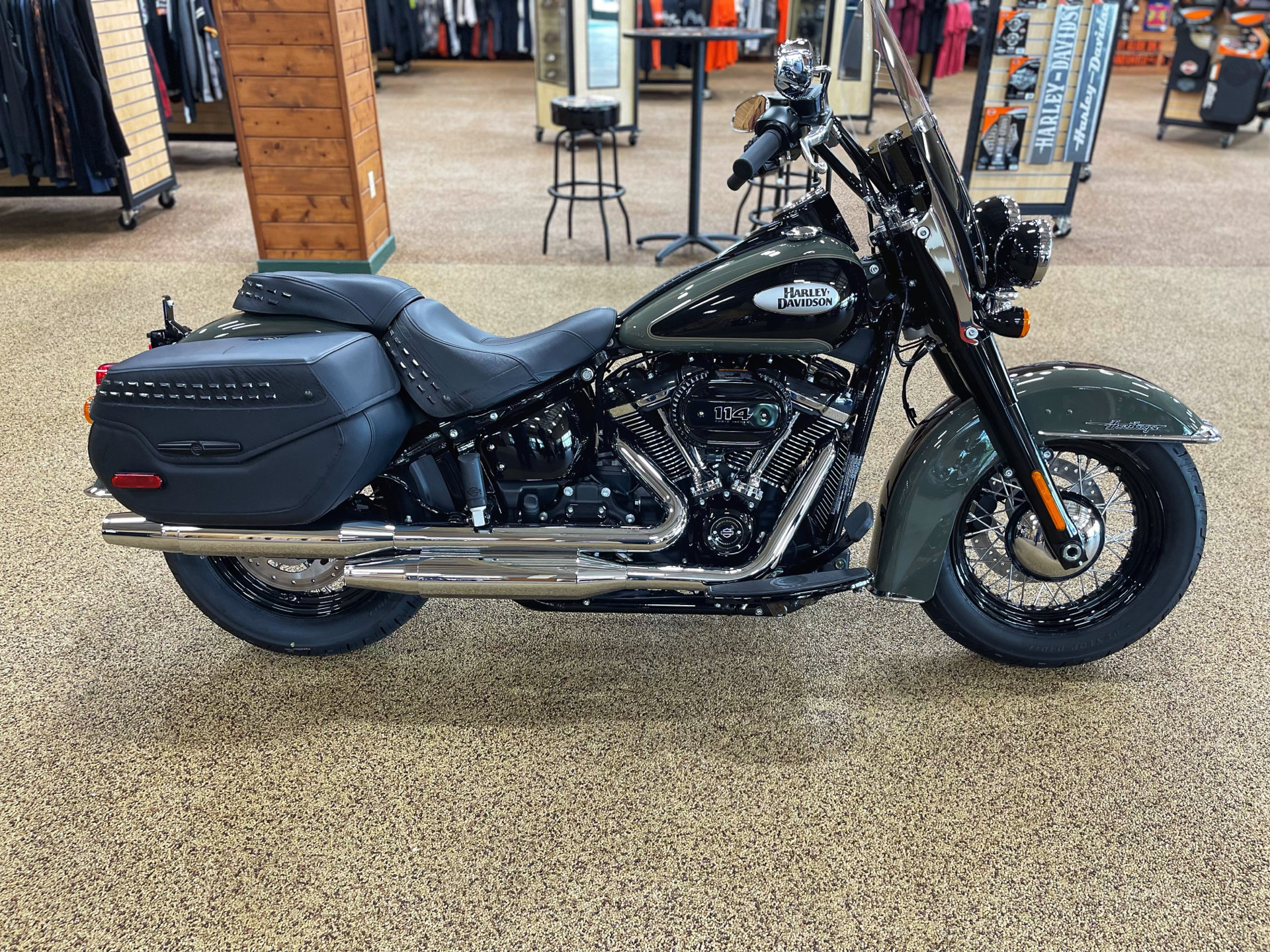 New 2021 Harley Davidson Heritage Classic 114 Deadwood Green Vivid Black Motorcycles In Sauk Rapids Mn 035431
