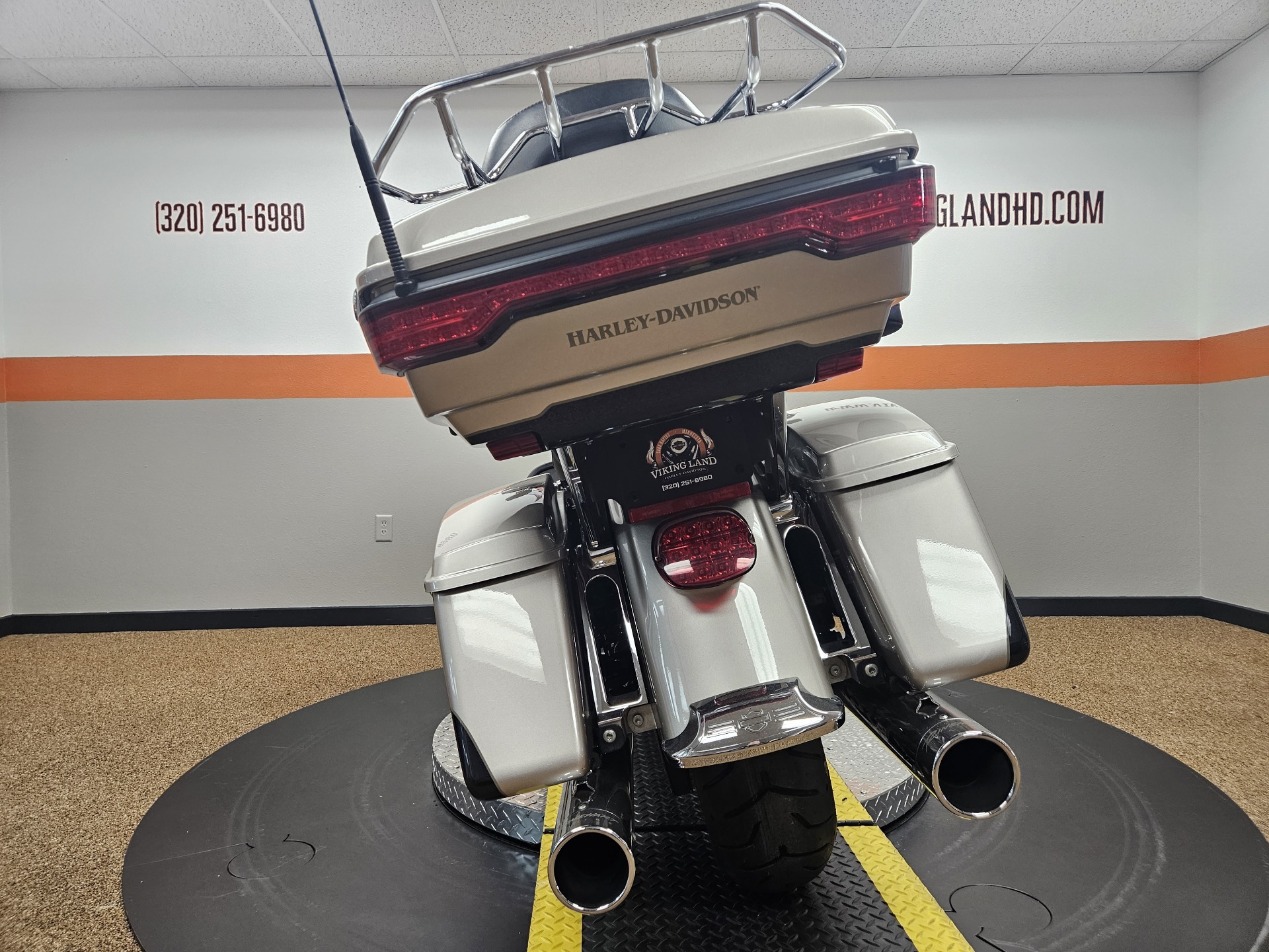 2018 Harley-Davidson Ultra Limited in Sauk Rapids, Minnesota - Photo 8