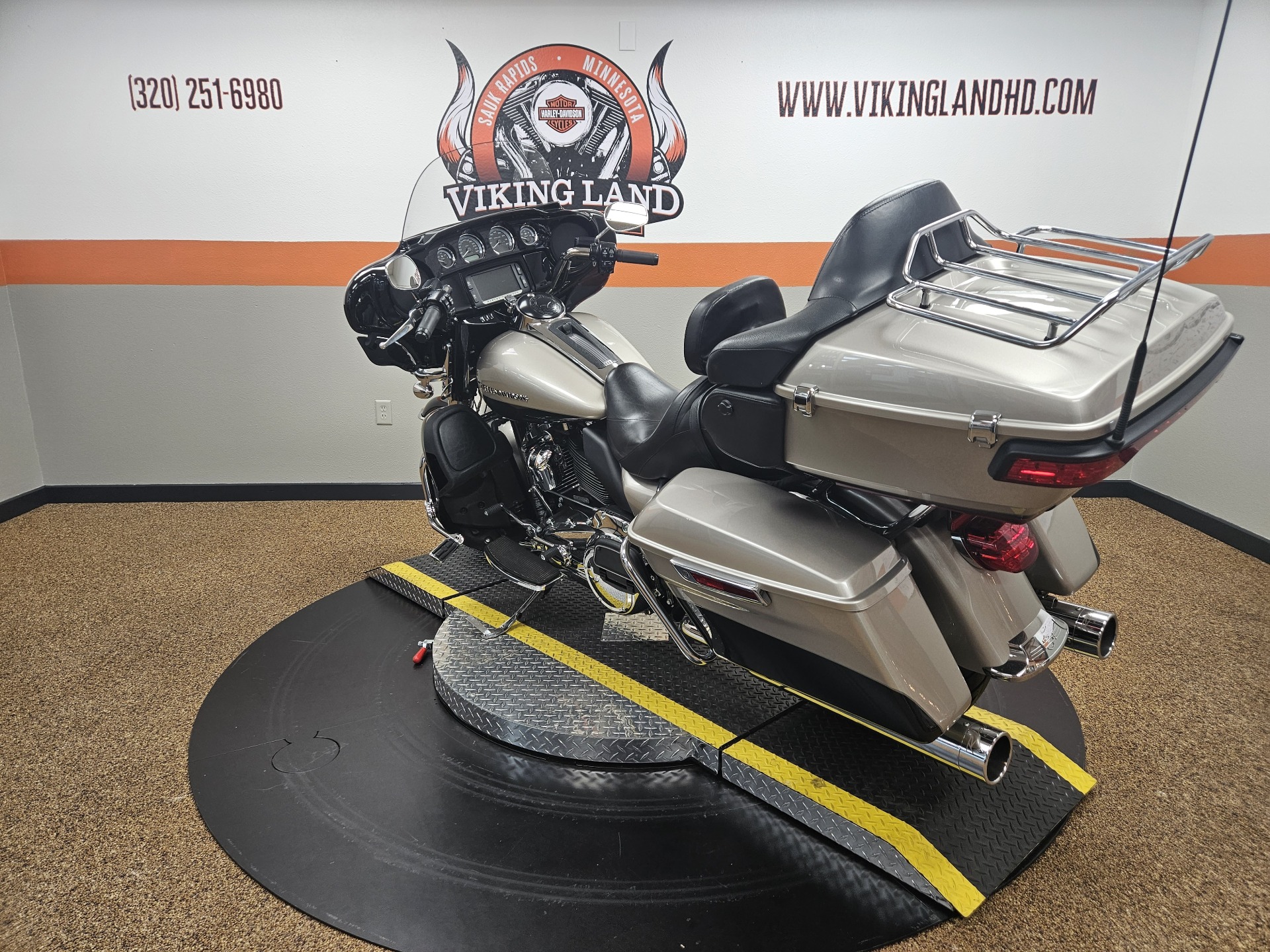 2018 Harley-Davidson Ultra Limited in Sauk Rapids, Minnesota - Photo 9
