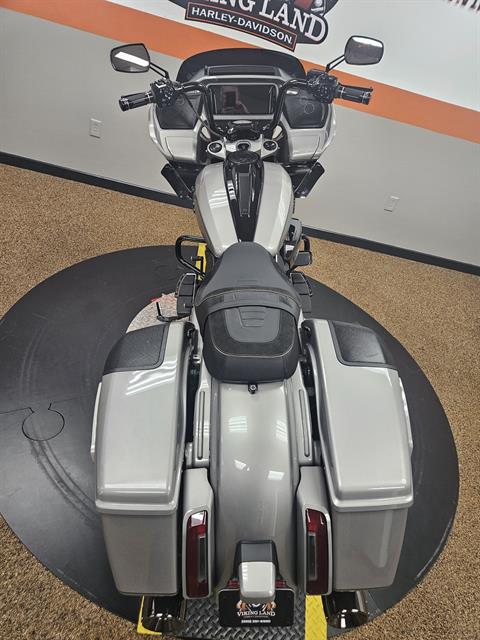 2023 Harley-Davidson CVO™ Road Glide® in Sauk Rapids, Minnesota - Photo 8