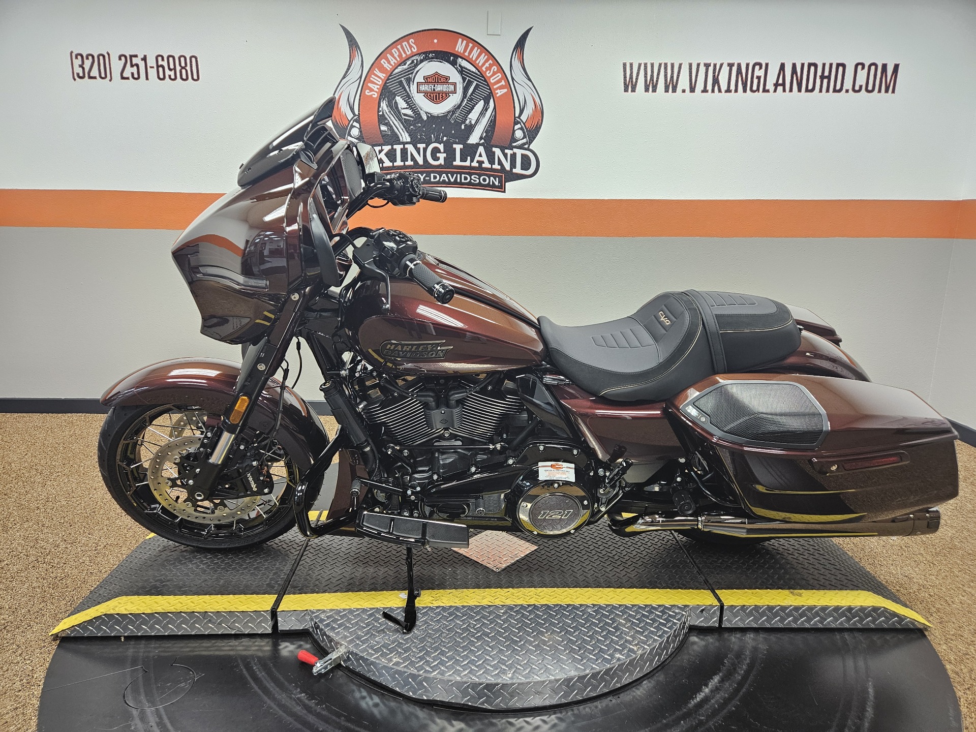 2024 Harley-Davidson CVO™ Street Glide® in Sauk Rapids, Minnesota - Photo 10