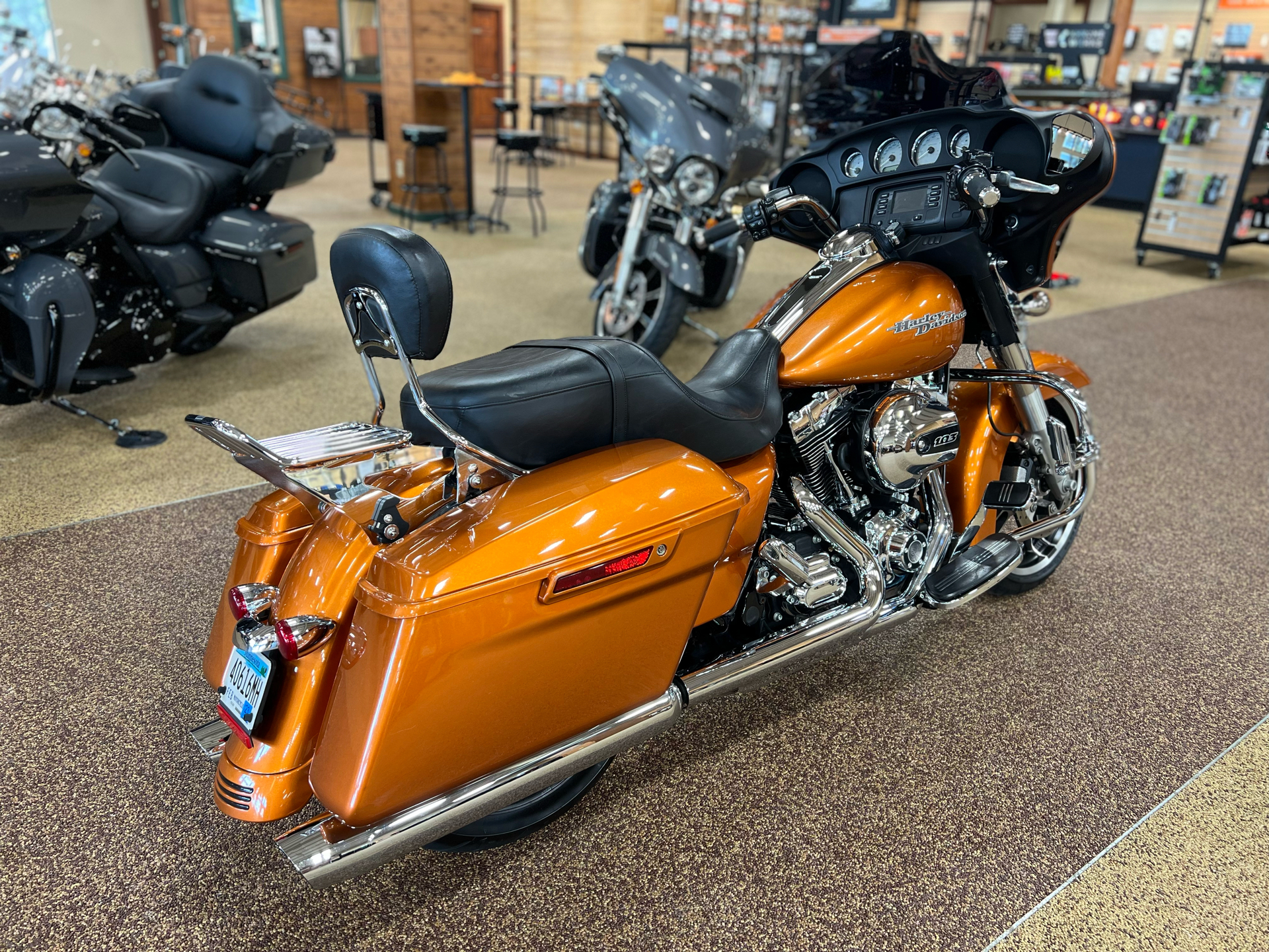 2014 Harley-Davidson Street Glide® in Sauk Rapids, Minnesota - Photo 6