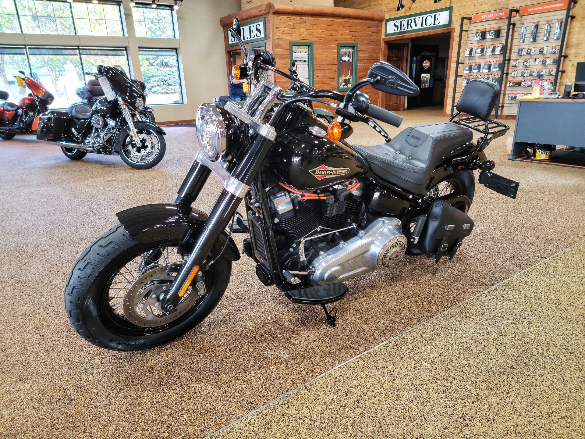 Used 2018 Harley Davidson Softail Slim 107 Vivid Black Motorcycles In Sauk Rapids Mn B0035
