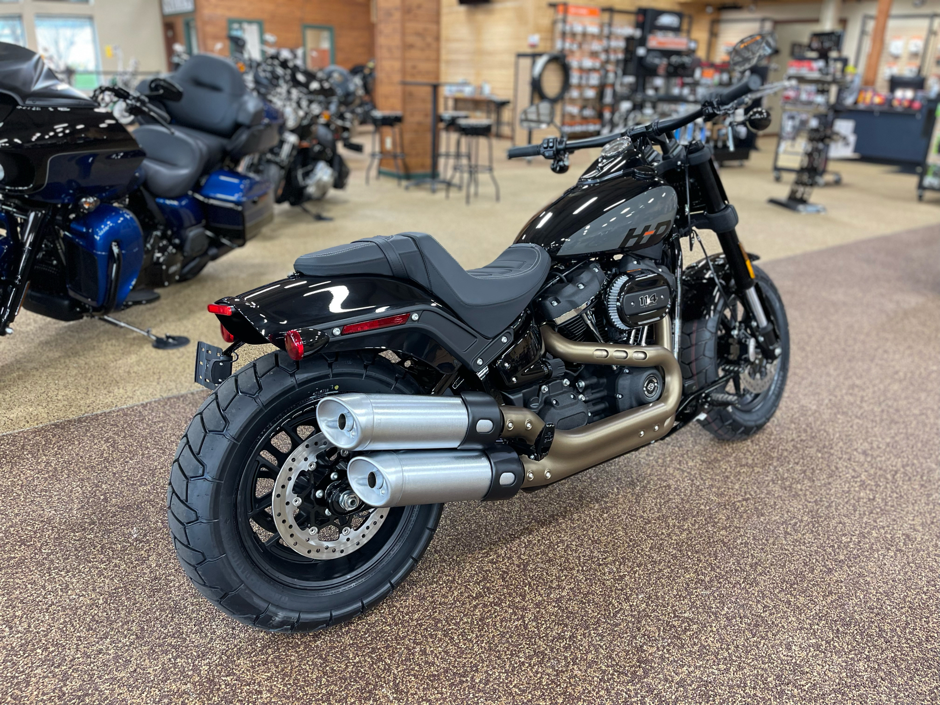 2022 Harley-Davidson Fat Bob® 114 in Sauk Rapids, Minnesota - Photo 6