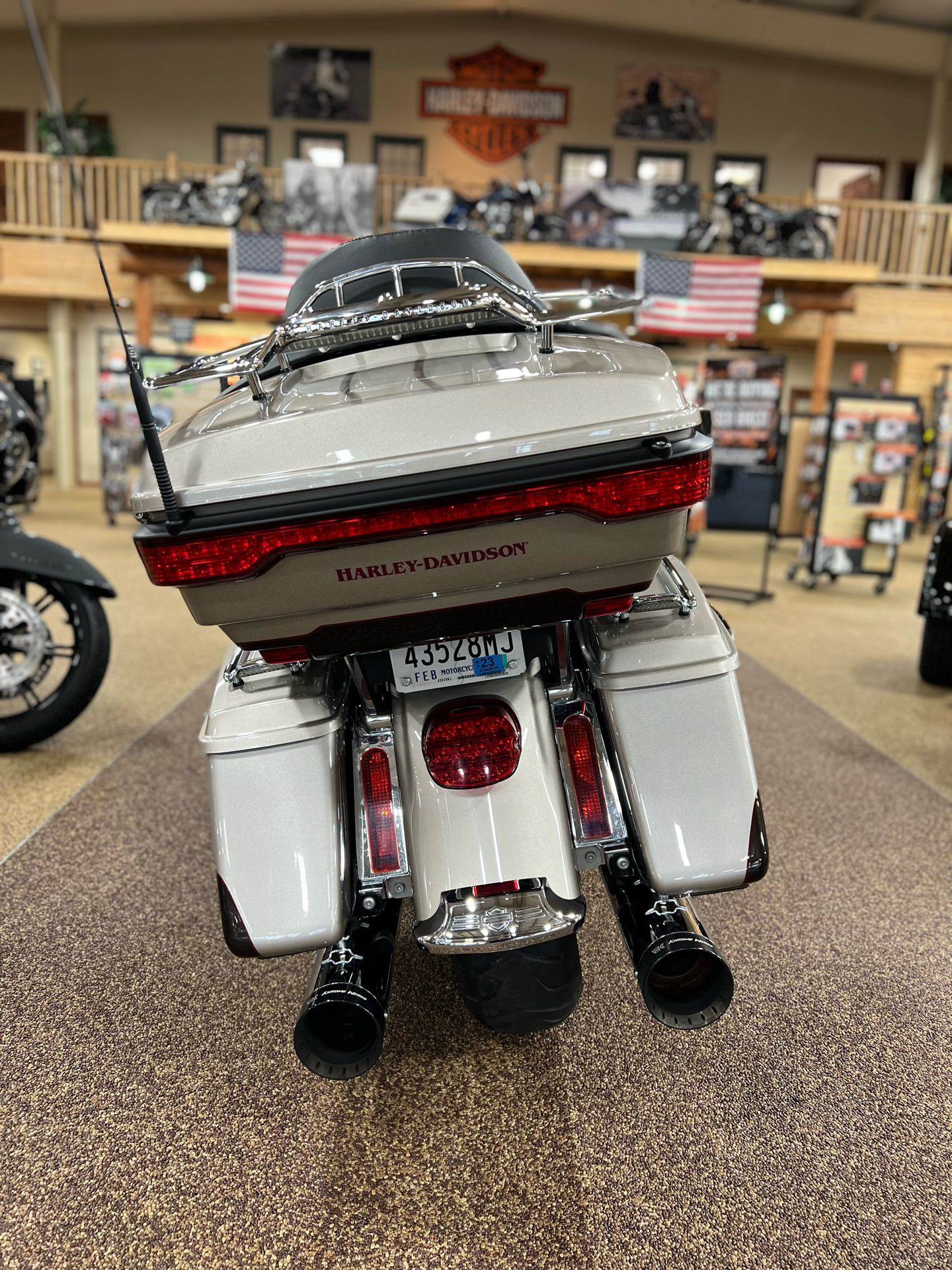 2018 Harley-Davidson Ultra Limited in Sauk Rapids, Minnesota - Photo 9