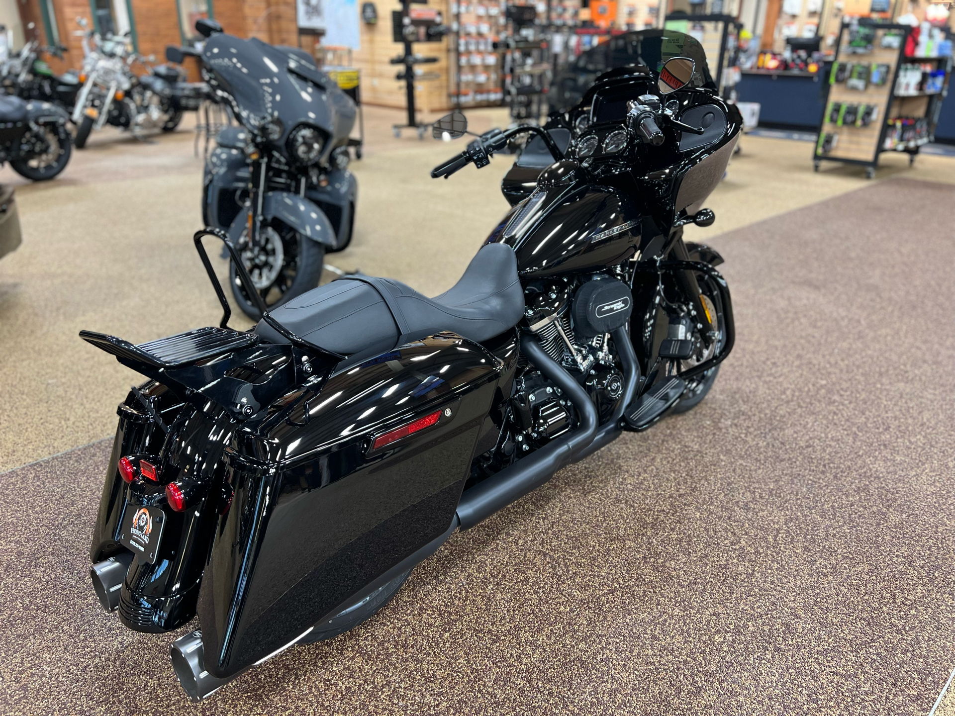 2019 Harley-Davidson Road Glide® Special in Sauk Rapids, Minnesota - Photo 6