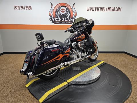 2015 Harley-Davidson CVO™ Street Glide® in Sauk Rapids, Minnesota - Photo 13