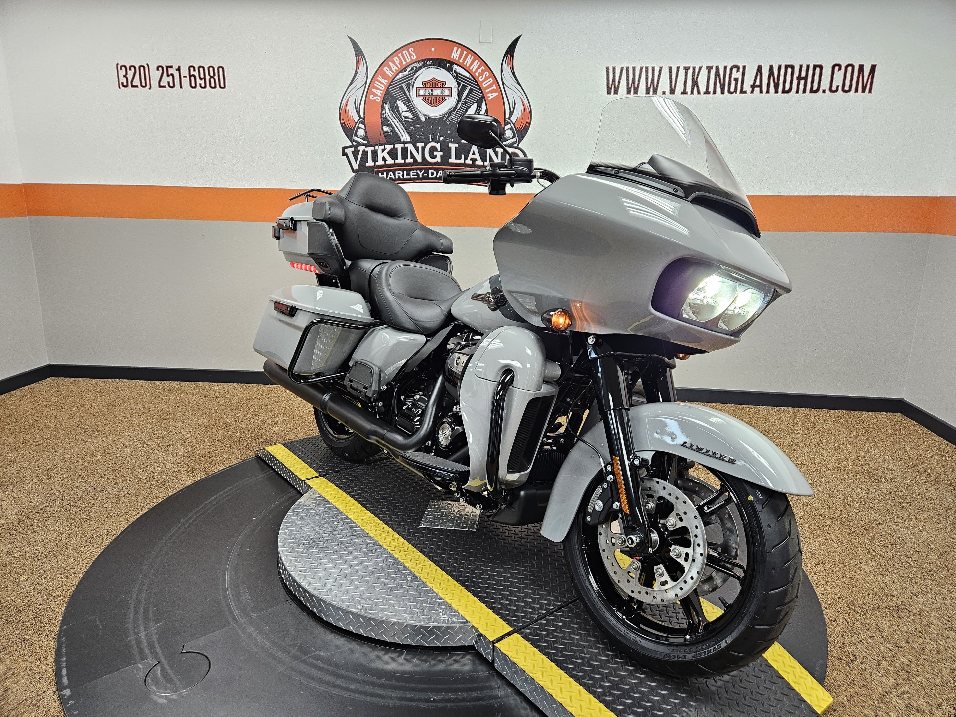 2024 Harley-Davidson Road Glide® Limited in Sauk Rapids, Minnesota - Photo 4