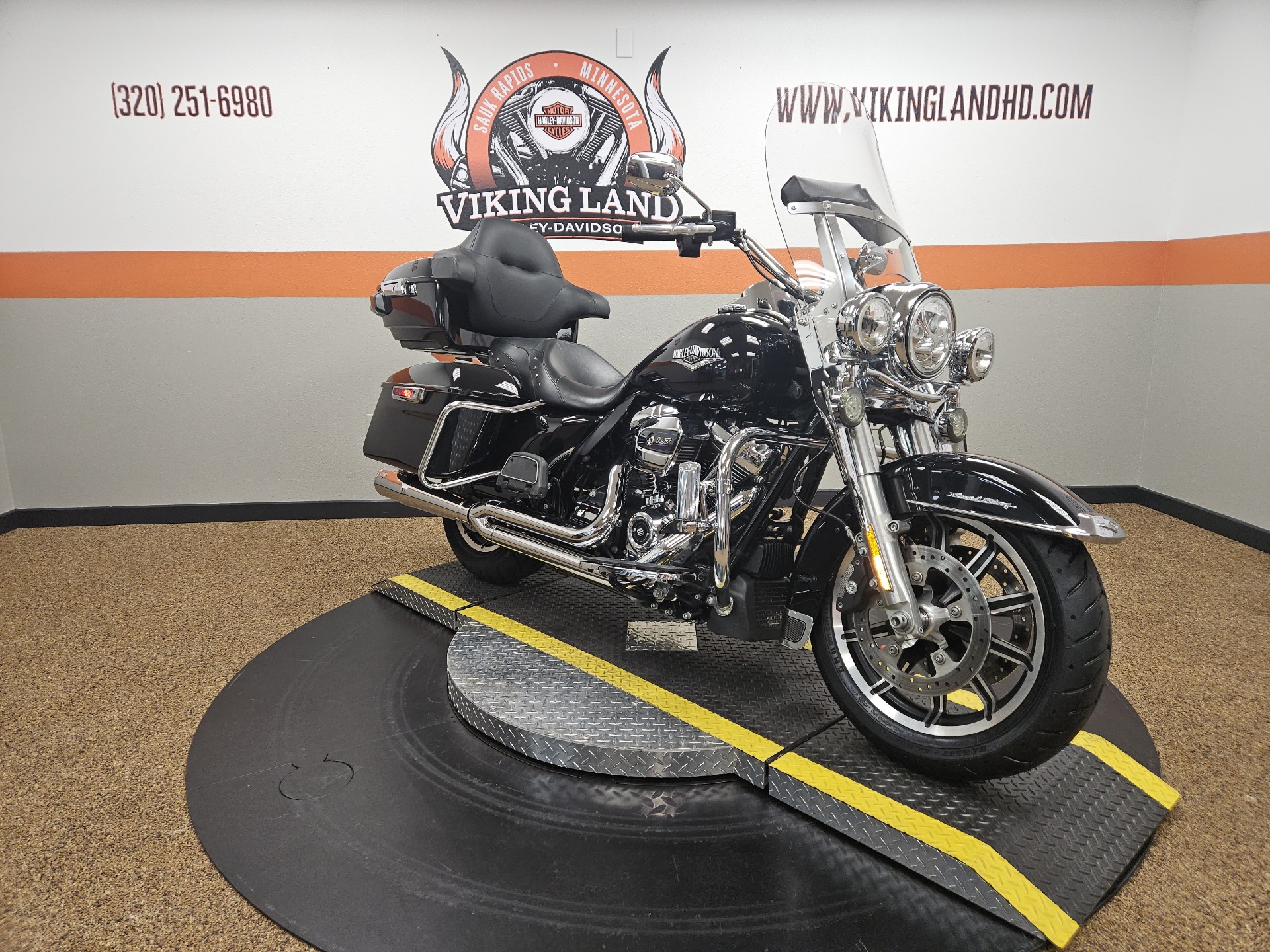 2018 Harley-Davidson Road King® in Sauk Rapids, Minnesota - Photo 4
