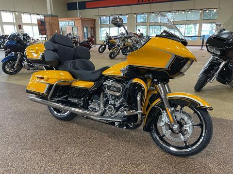 2022 Harley-Davidson CVO™ Road Glide® Limited in Sauk Rapids, Minnesota - Photo 7