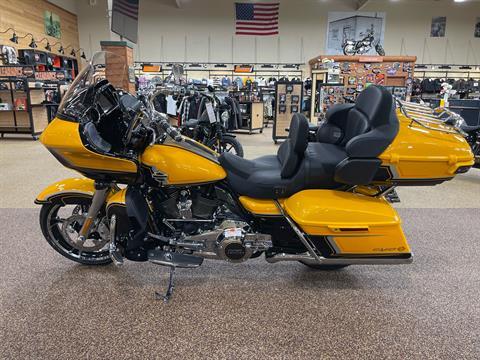 2022 Harley-Davidson CVO™ Road Glide® Limited in Sauk Rapids, Minnesota - Photo 14