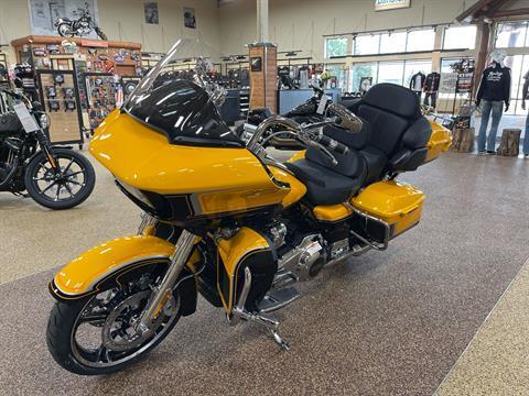 2022 Harley-Davidson CVO™ Road Glide® Limited in Sauk Rapids, Minnesota - Photo 16