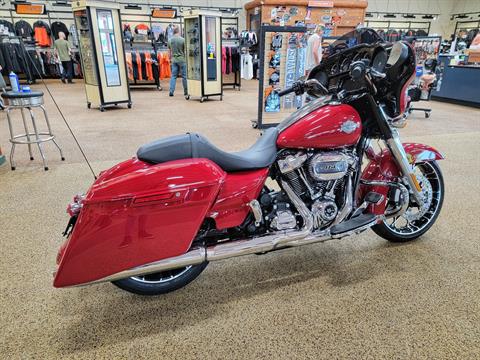 2021 Harley-Davidson Street Glide® Special in Sauk Rapids, Minnesota - Photo 4
