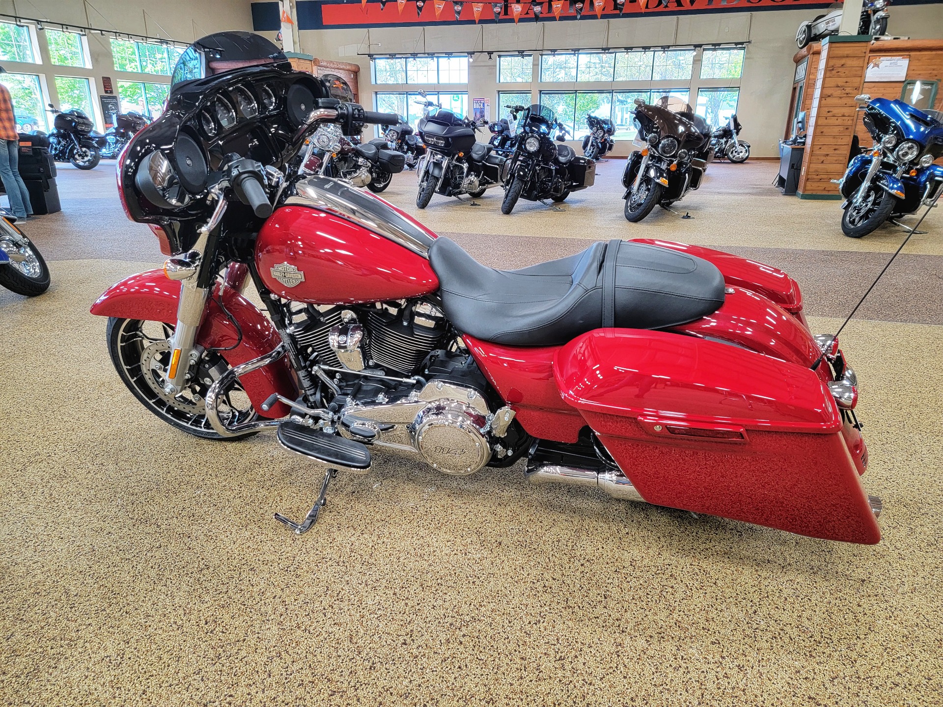 2021 Harley-Davidson Street Glide® Special in Sauk Rapids, Minnesota - Photo 13