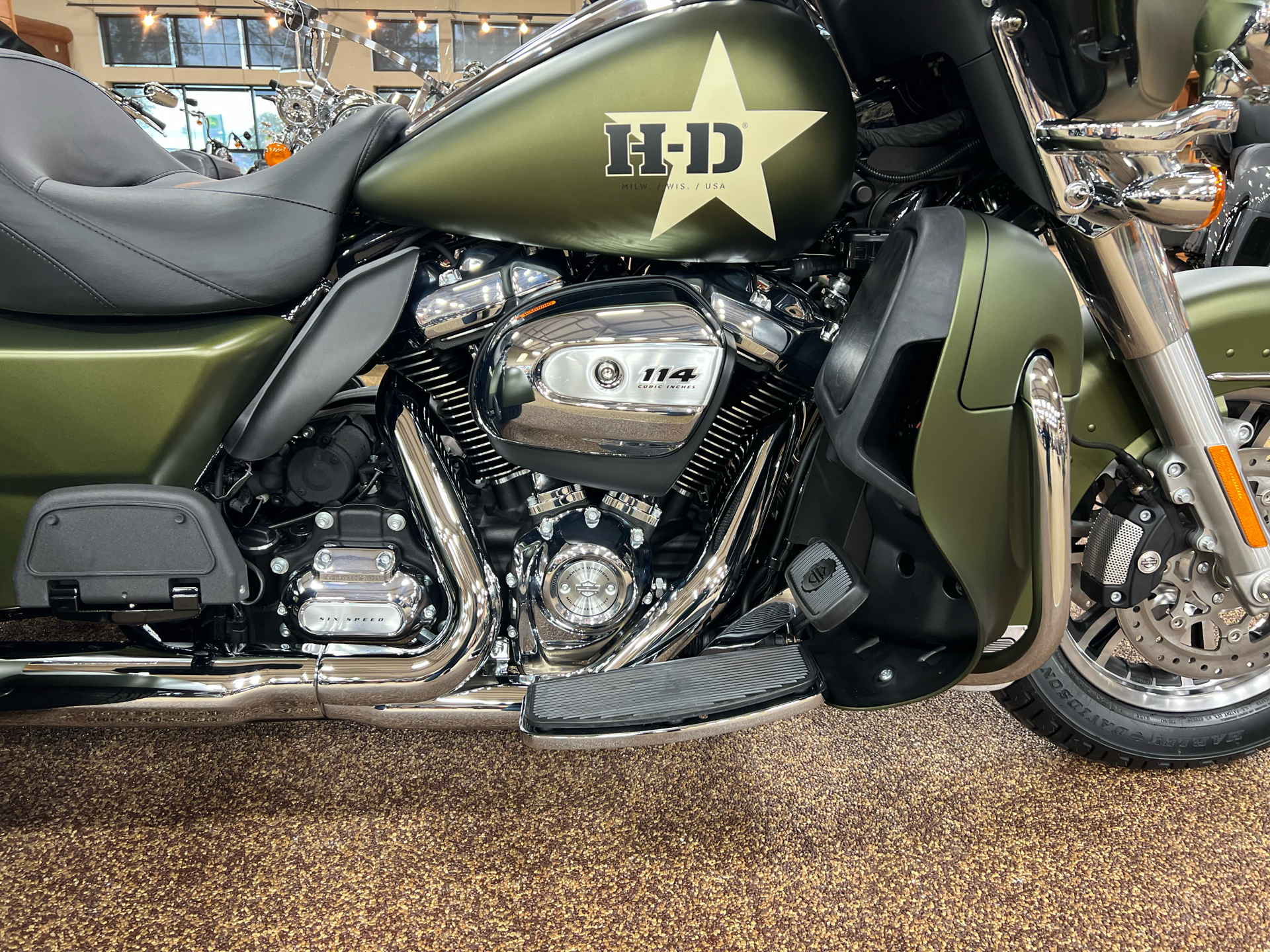2022 Harley-Davidson Tri Glide Ultra (G.I. Enthusiast Collection) in Sauk Rapids, Minnesota - Photo 2
