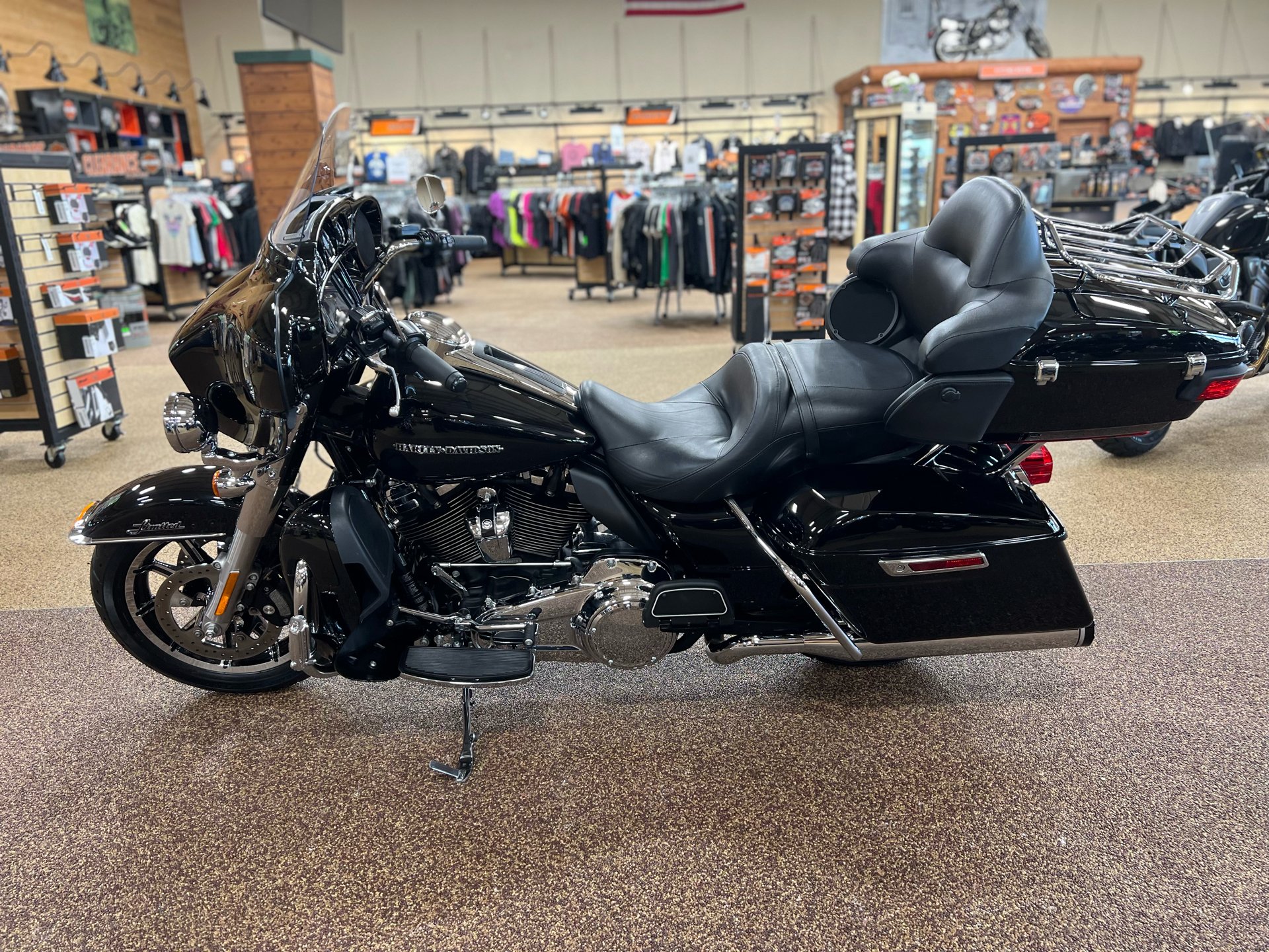 2018 Harley-Davidson Ultra Limited in Sauk Rapids, Minnesota - Photo 12