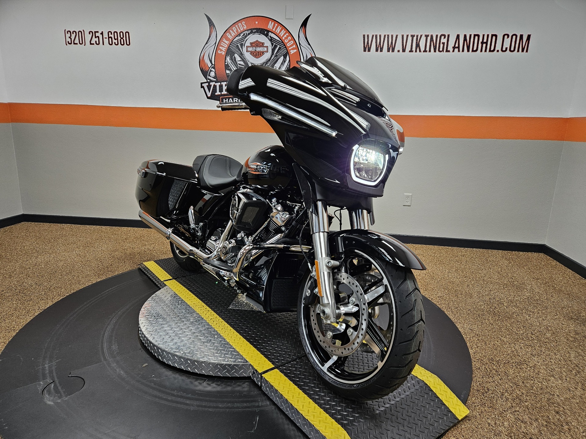 2024 Harley-Davidson Street Glide® in Sauk Rapids, Minnesota - Photo 4