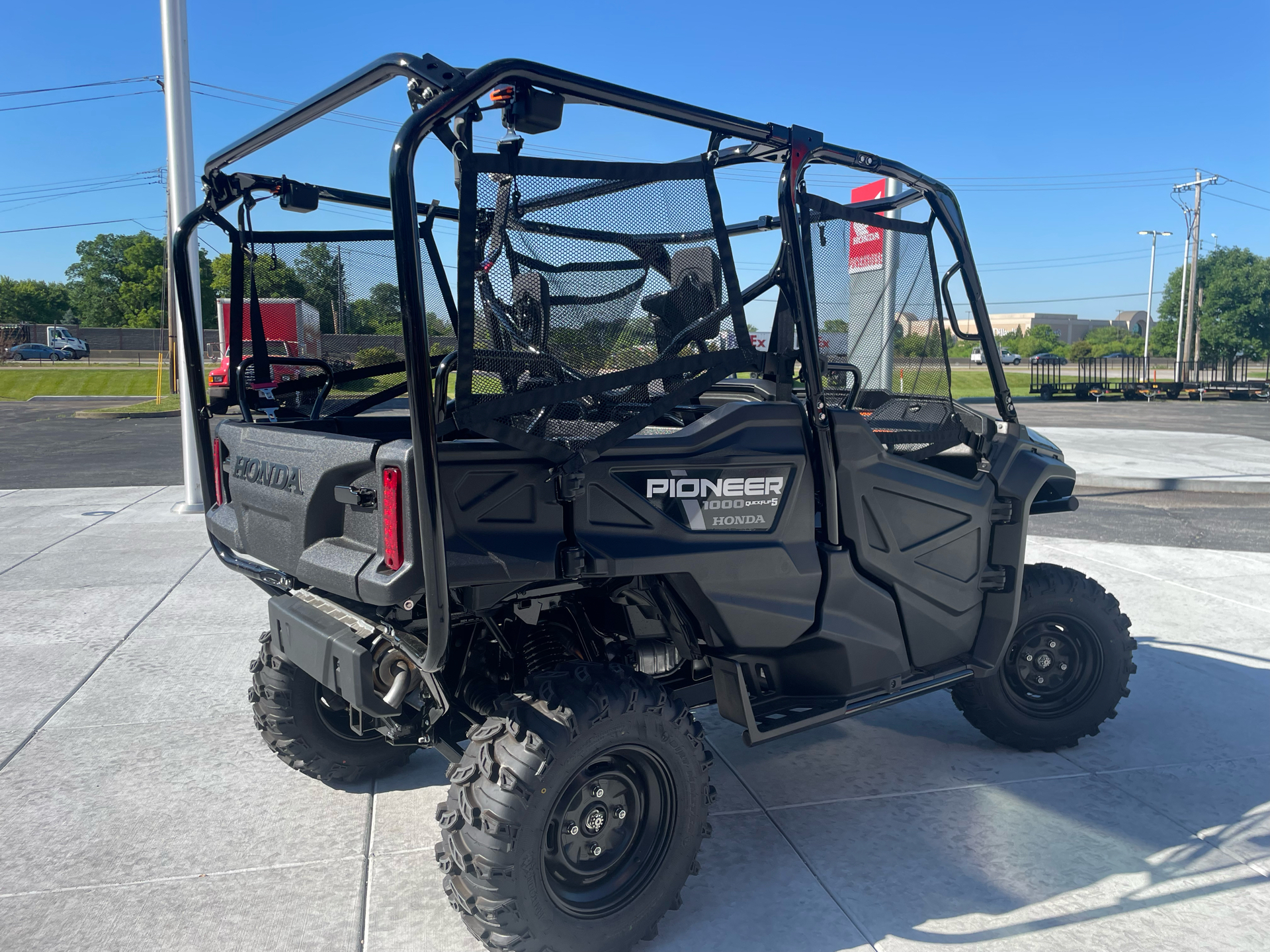 2024 Honda Pioneer 1000-5 in Fairview Heights, Illinois - Photo 4