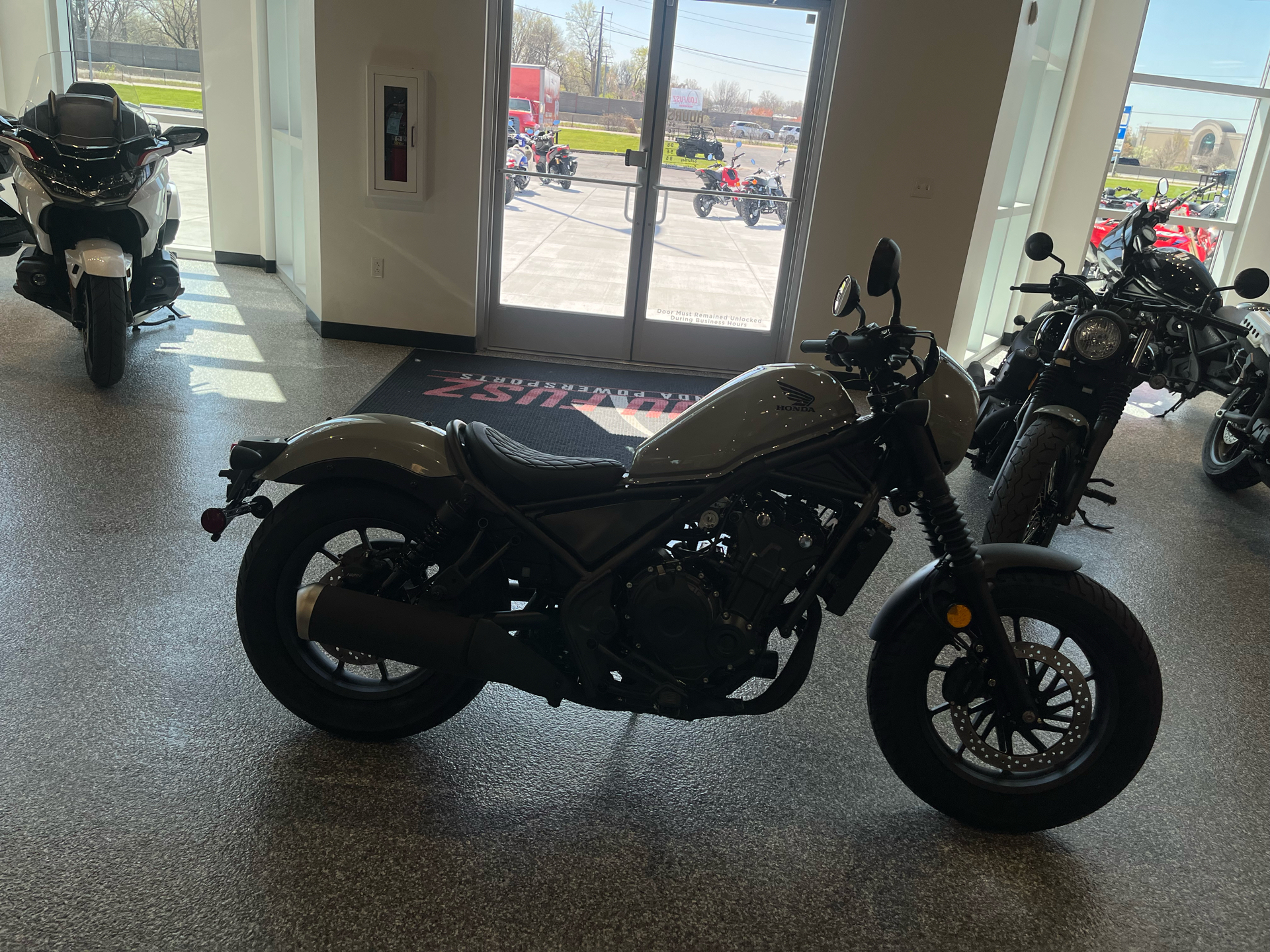 2024 Honda Rebel 500 ABS SE in Fairview Heights, Illinois - Photo 6