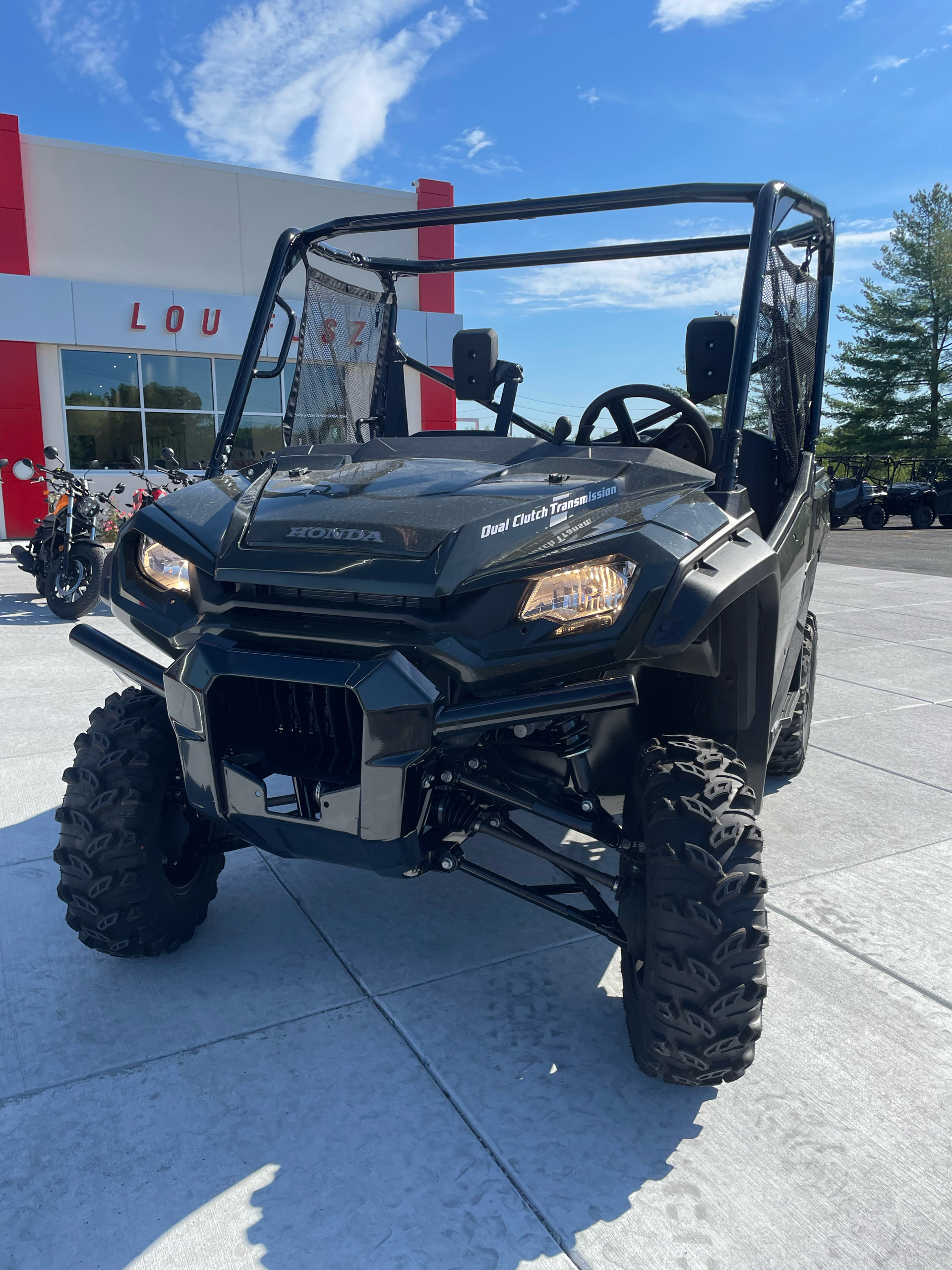 2024 Honda Pioneer 1000 Deluxe in Fairview Heights, Illinois - Photo 2