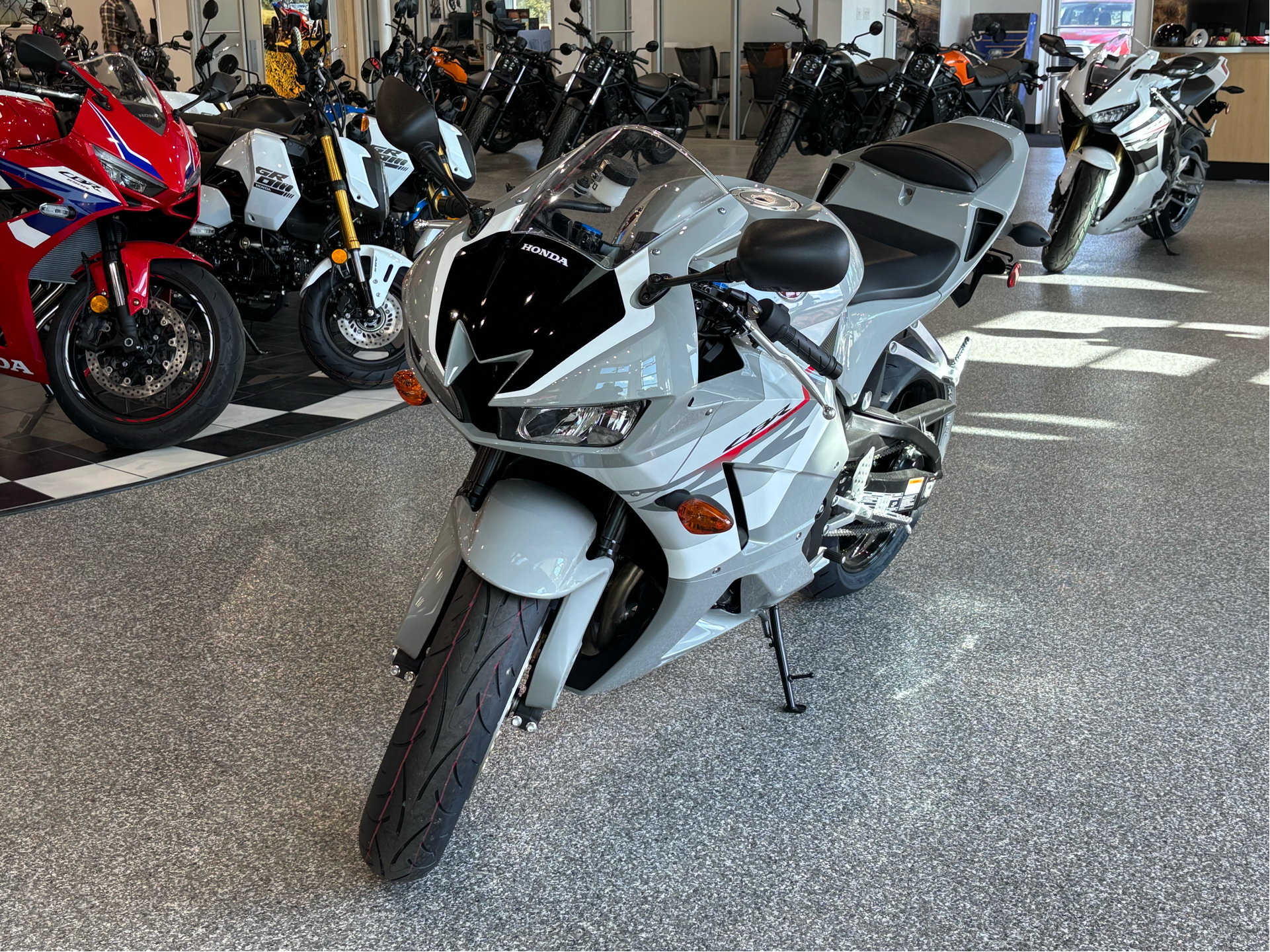 2025 Honda CBR600RR in Fairview Heights, Illinois - Photo 2