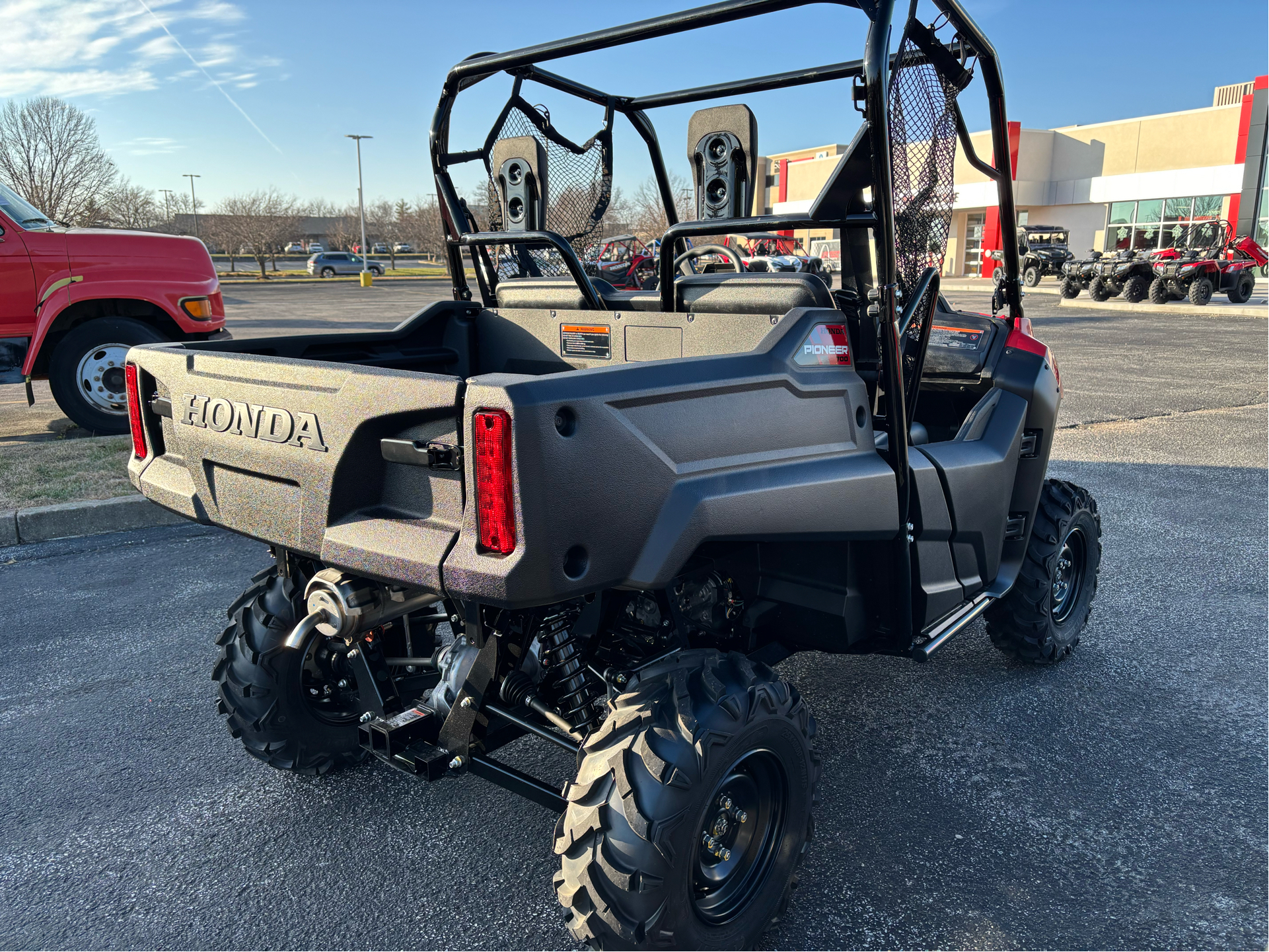 2025 Honda Pioneer 700 in Fairview Heights, Illinois - Photo 6