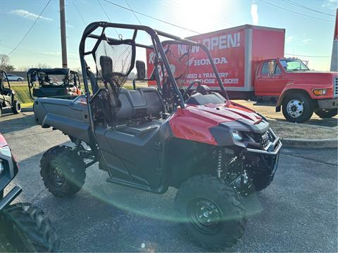 2025 Honda Pioneer 700 in Fairview Heights, Illinois - Photo 10