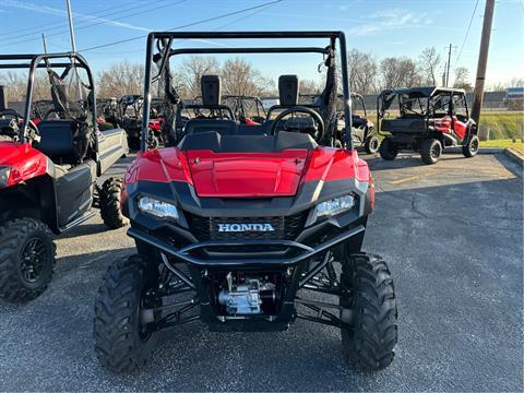 2025 Honda Pioneer 700 in Fairview Heights, Illinois - Photo 11