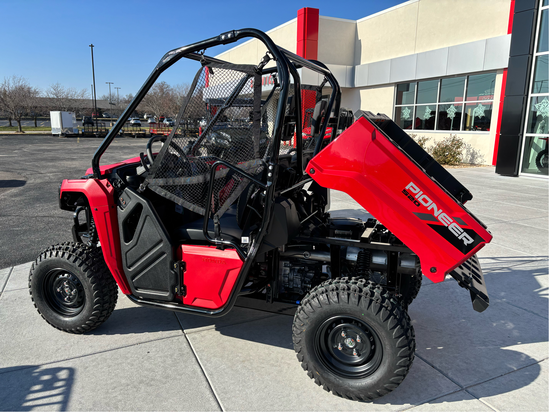 2025 Honda Pioneer 520 in Fairview Heights, Illinois - Photo 6