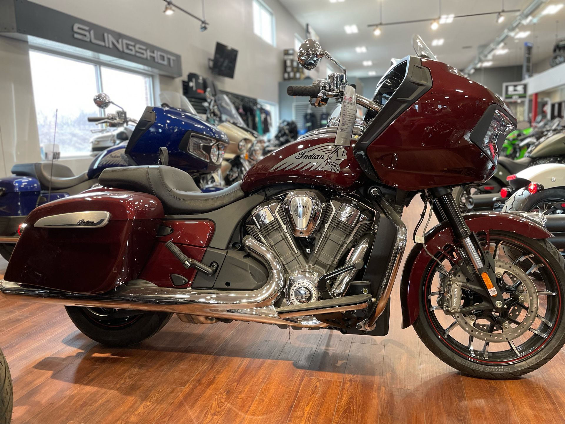 2023 Indian Motorcycle Challenger® Limited in O'Fallon, Illinois - Photo 3