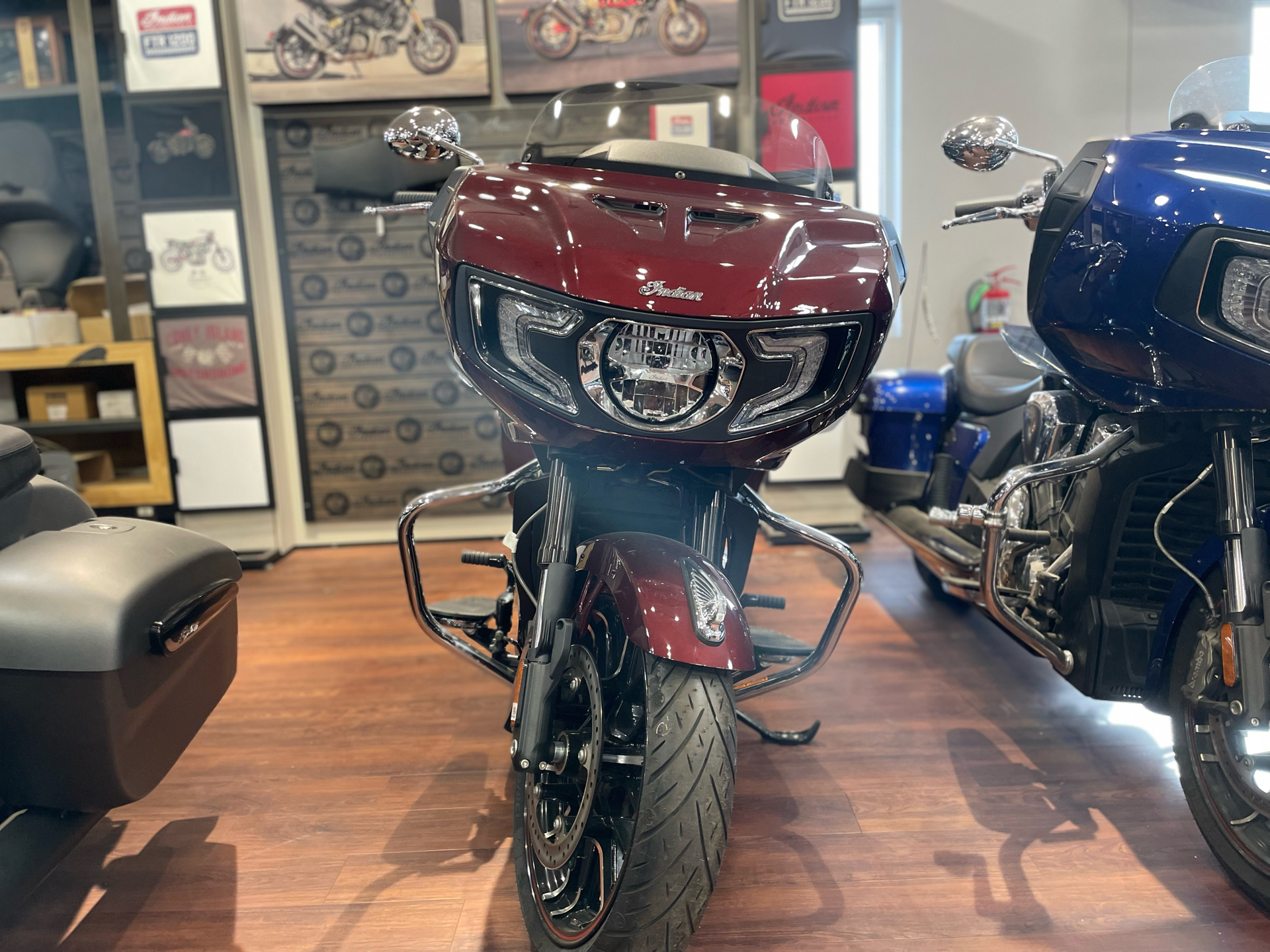 2023 Indian Motorcycle Challenger® Limited in O'Fallon, Illinois - Photo 4