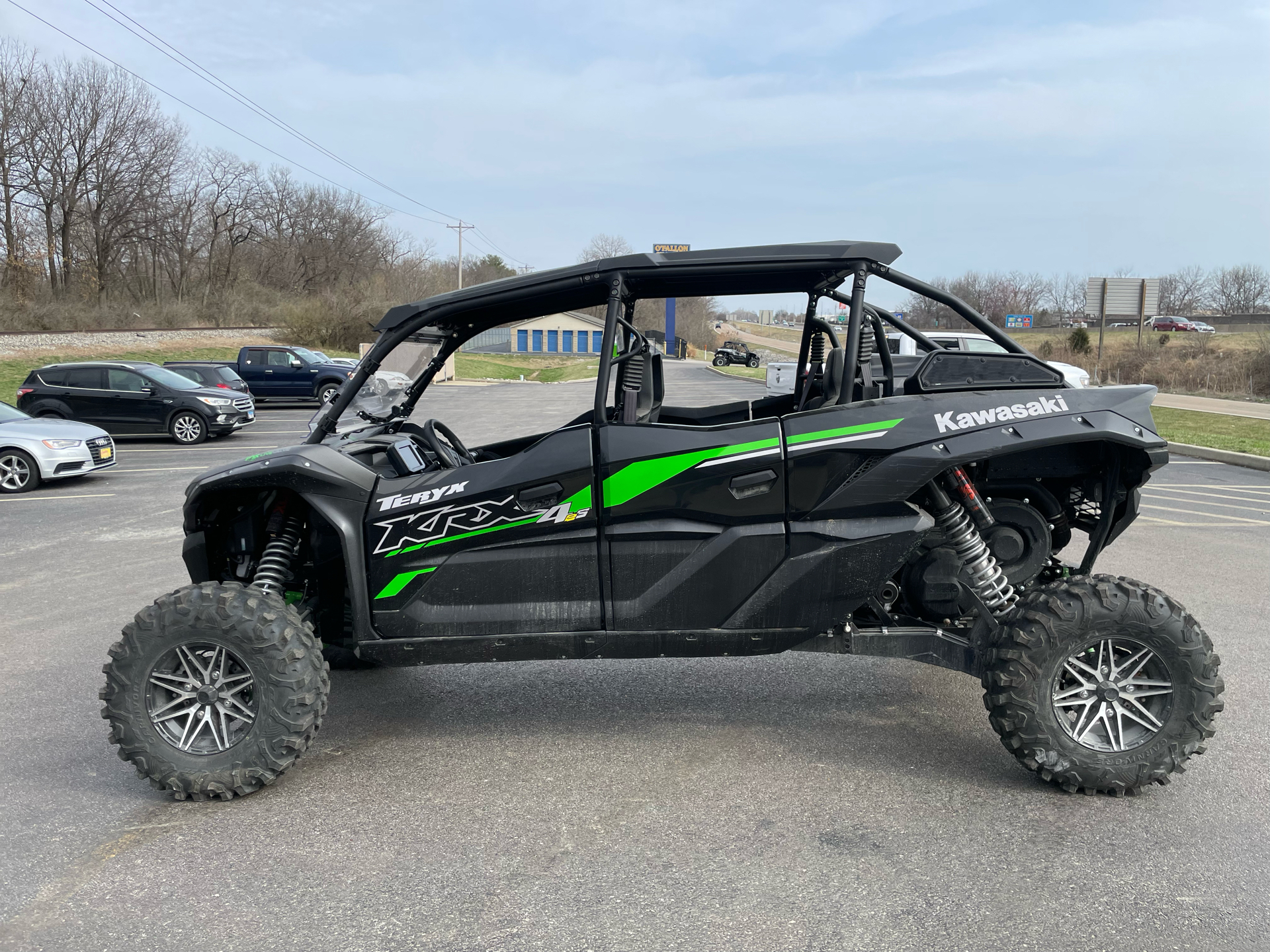 2024 Kawasaki Teryx KRX4 1000 eS in O'Fallon, Illinois - Photo 2