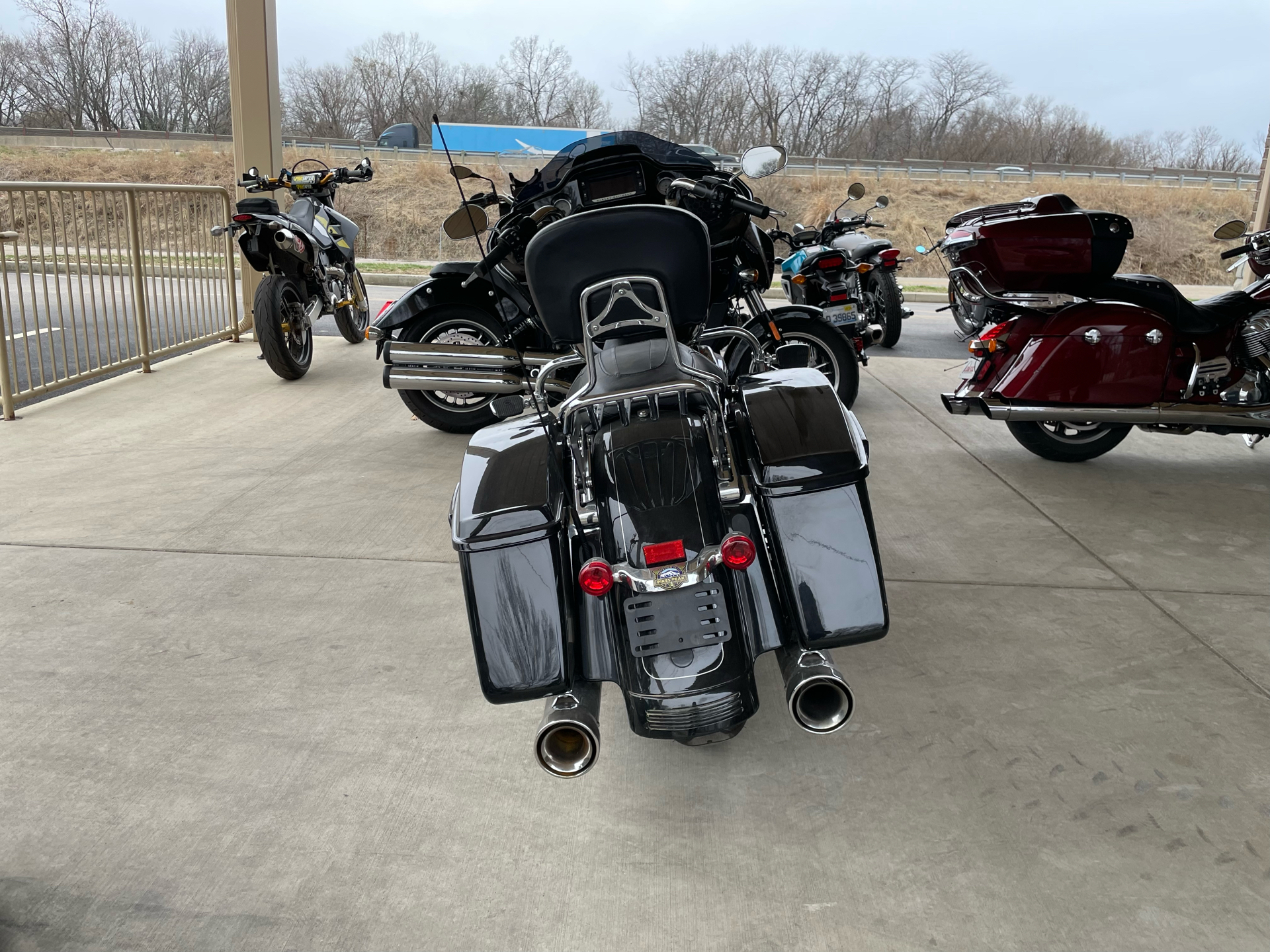 2016 Harley-Davidson Road Glide® Special in O'Fallon, Illinois - Photo 4
