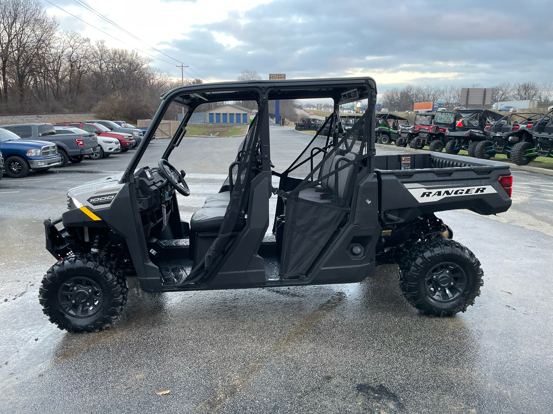 2025 Polaris Ranger Crew 1000 Premium in O'Fallon, Illinois - Photo 2