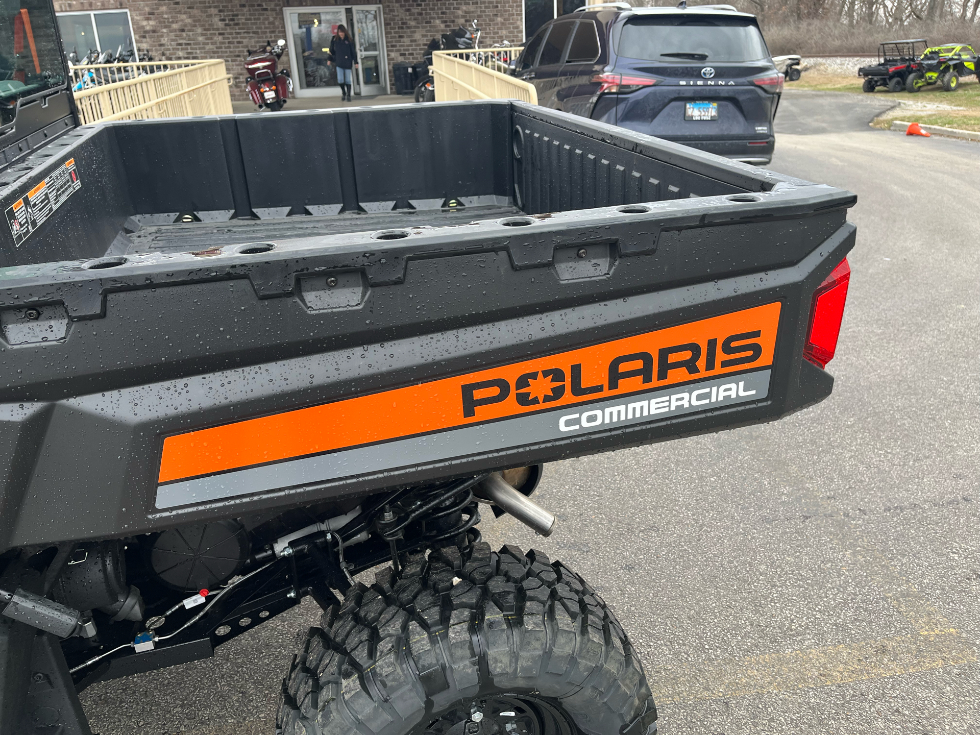2024 Polaris Commercial Pro XD Full-Size Gas Crew in O'Fallon, Illinois - Photo 9