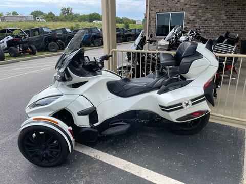 2018 Can-Am Spyder RT Limited in O'Fallon, Illinois - Photo 1