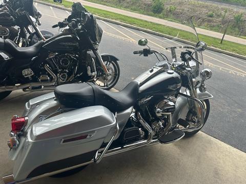 2015 Harley-Davidson Road King® in O'Fallon, Illinois - Photo 3