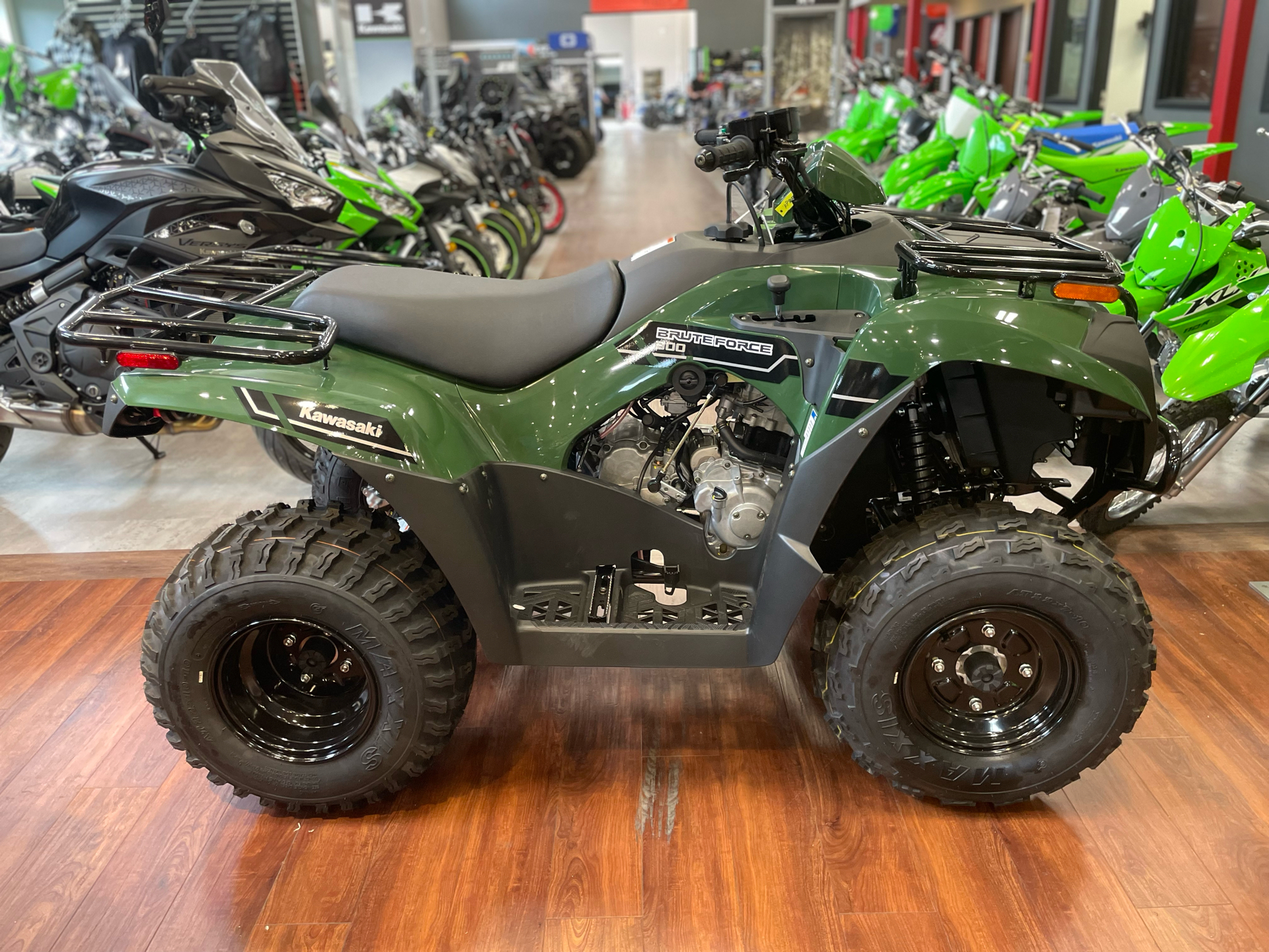 2025 Kawasaki Brute Force 300 in O'Fallon, Illinois - Photo 2