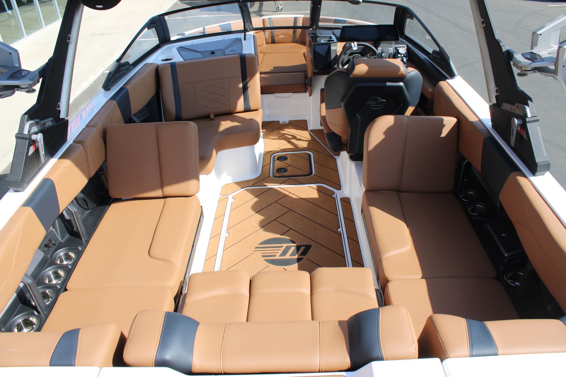 2025 Malibu 23LSV (white) in Madera, California - Photo 14