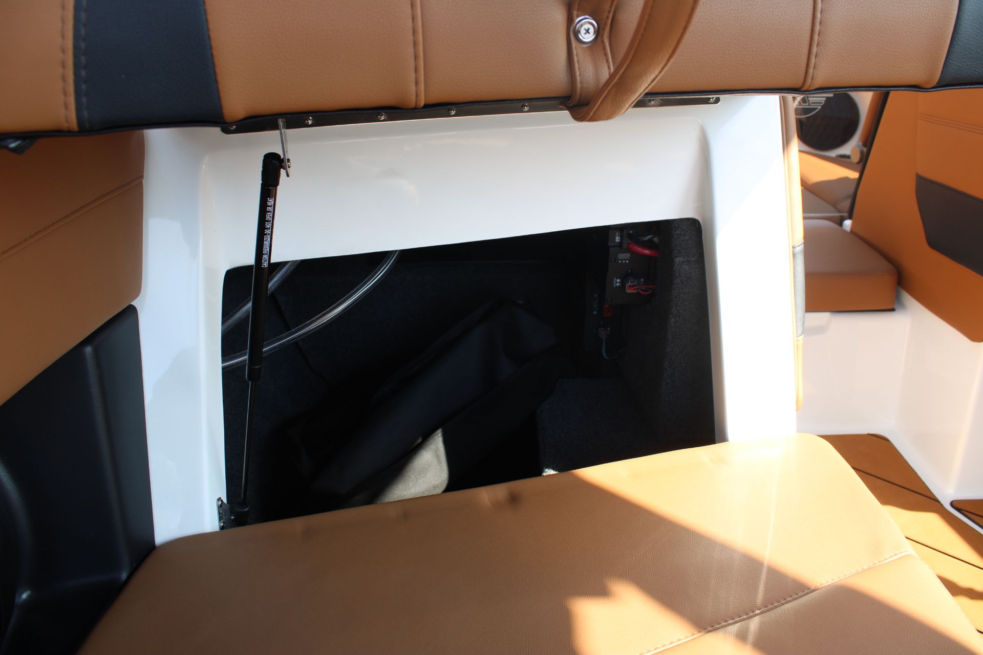 2025 Malibu 23LSV (white) in Madera, California - Photo 25